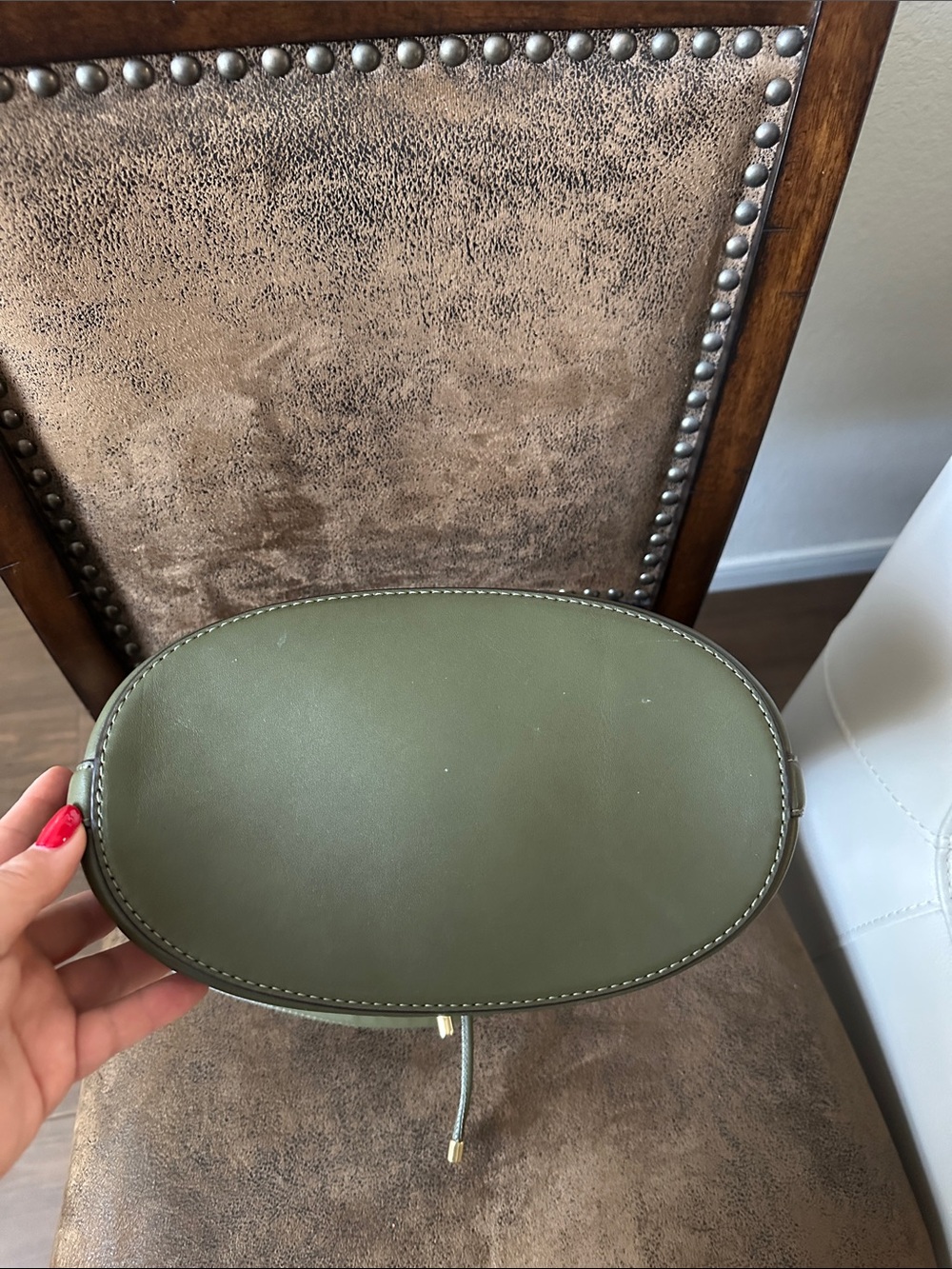 Lauren Ralph Lauren Green Leather Drawstring Bucket Shoulder Bag Gold Hardware - Picture 12 of 15